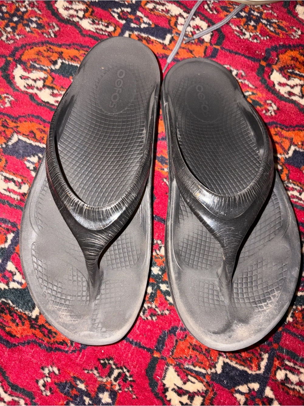 OOFOS Black Women's Recovery Sandals